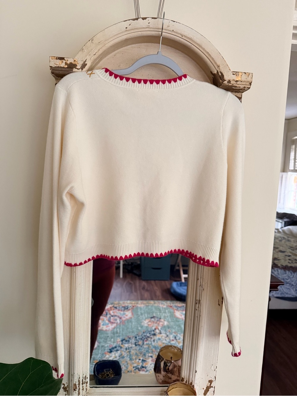 NWT Able Embroidered Cardigan with Hot Pink Scalloped Trim Size Large - Picture 6 of 6